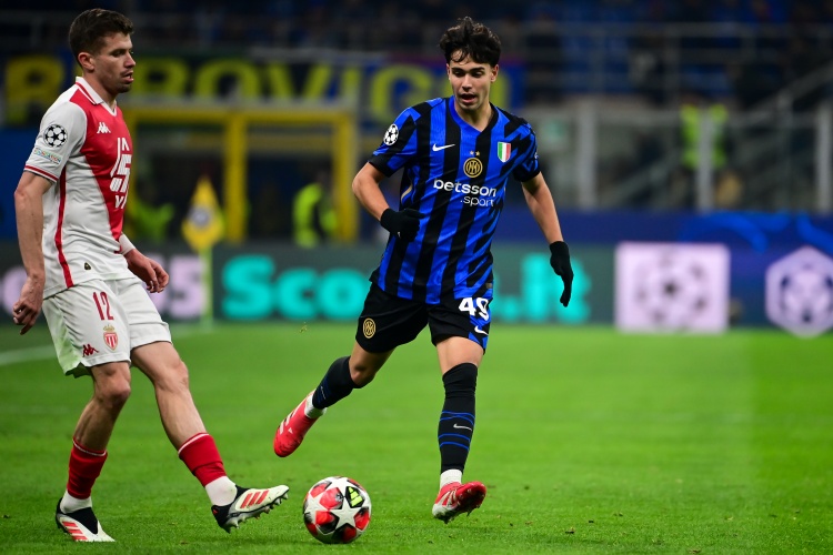 开云体育首页-官方：国米召回两名小将德皮耶里和斯塔比莱，再次外租至巴里